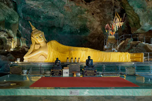 Full-day tour of Phang Nga Bay with James Bond Island visit