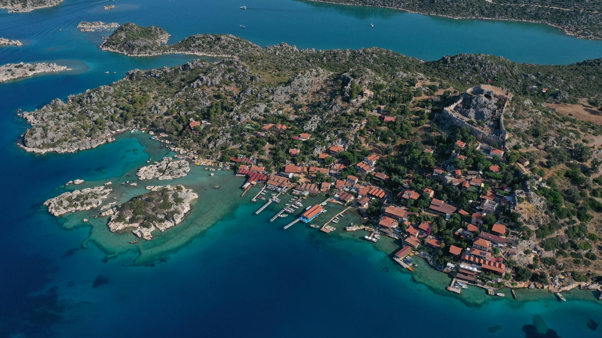 Wycieczka łodzią po zatopionym mieście Kekova z kościołem św. Mikołaja i wycieczką do Limyry