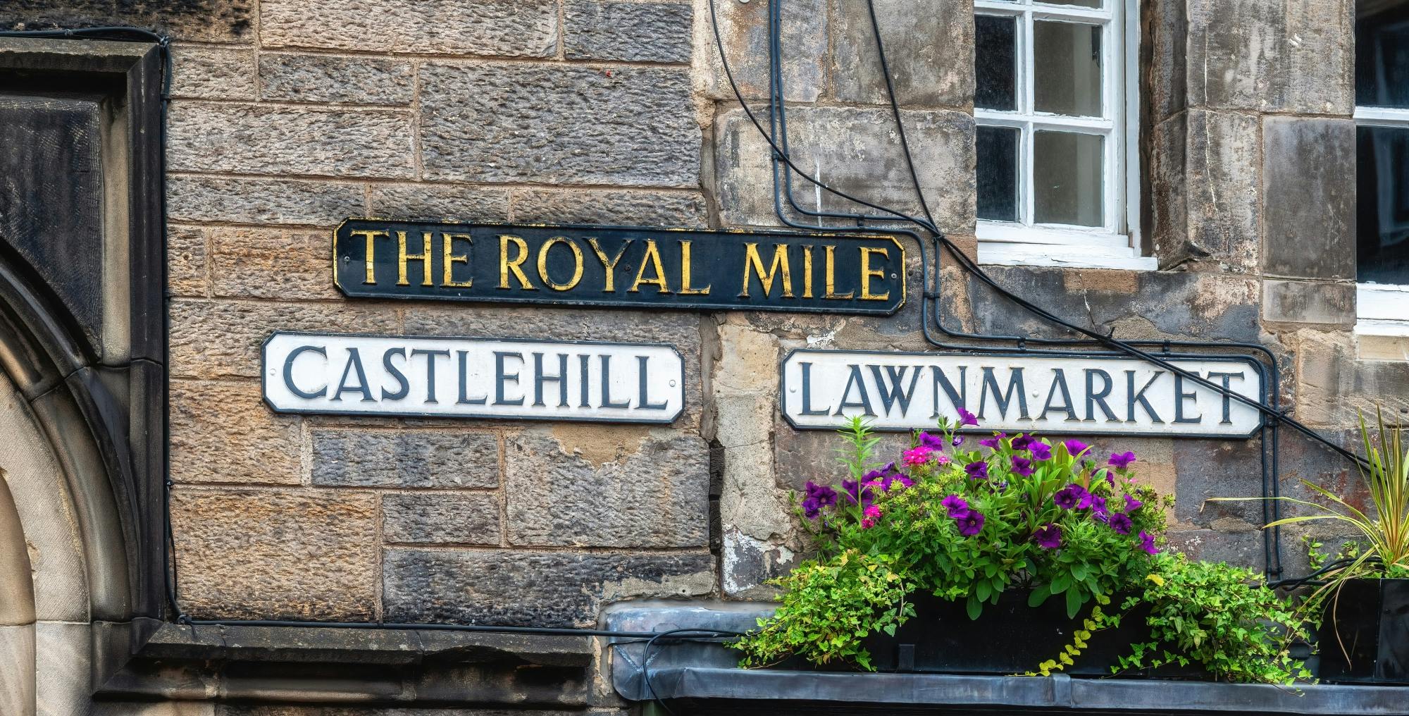 Edinburgh's Royal Mile self-guided walking tour with mobile app