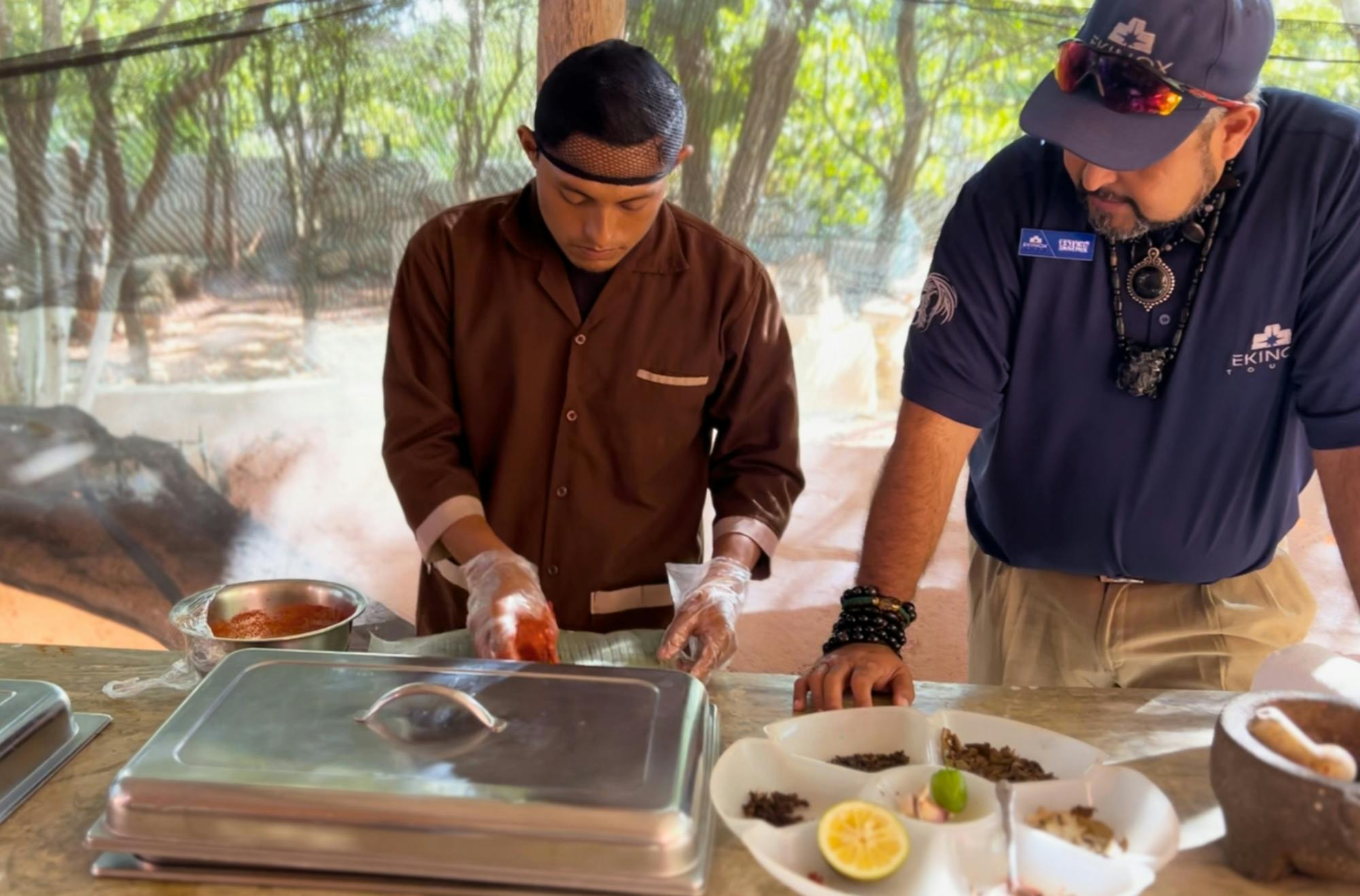 Full-day Chichen Itza visit with cooking demo and cenote swim