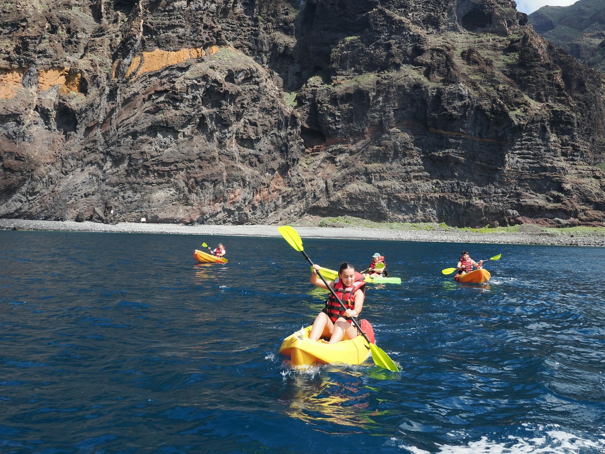 Masca-kloof kajak- en snorkeltour vanuit Los Gigantes