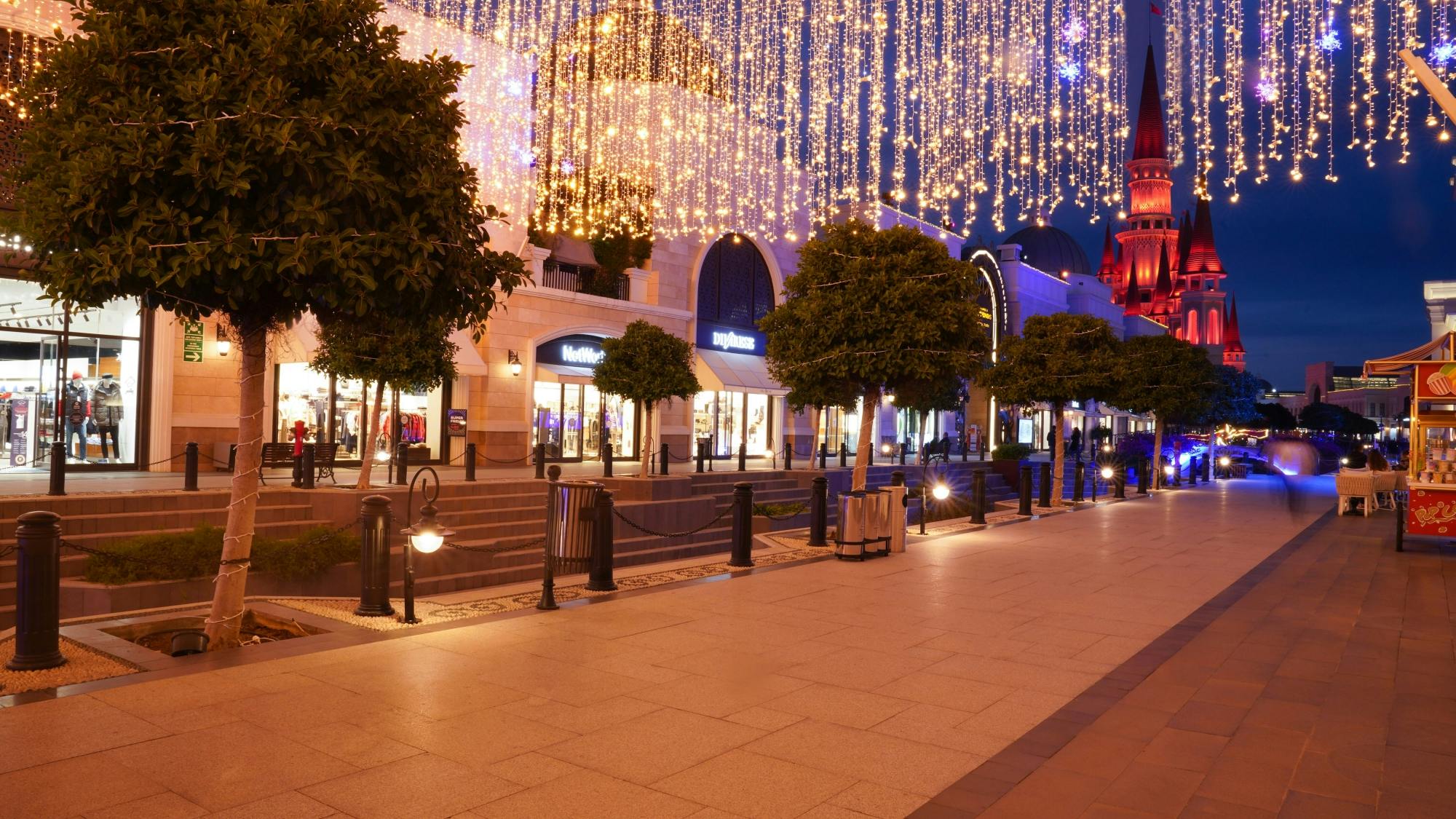 The Land of Legends Shopping Avenue evening shuttle