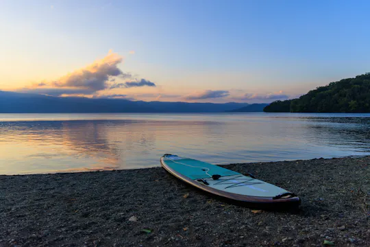 Excursión en stand-up paddle al amanecer en Cala Ratjada