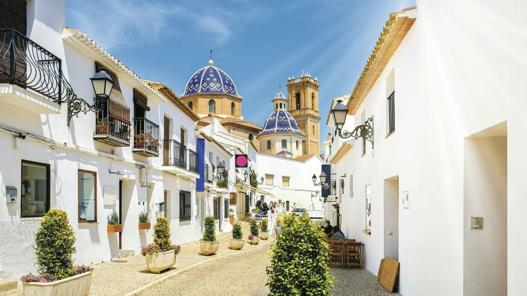 Altea and Fuentes del Algar half-day tour by 4x4