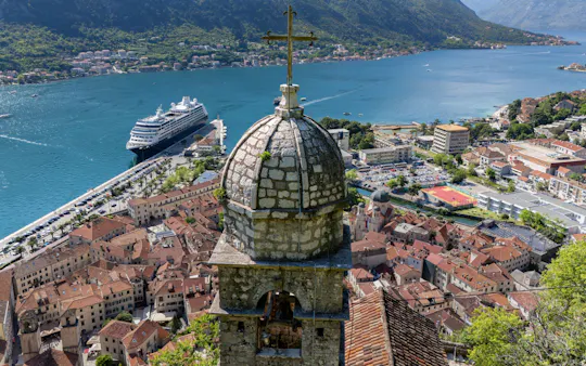 Boka Bay tour