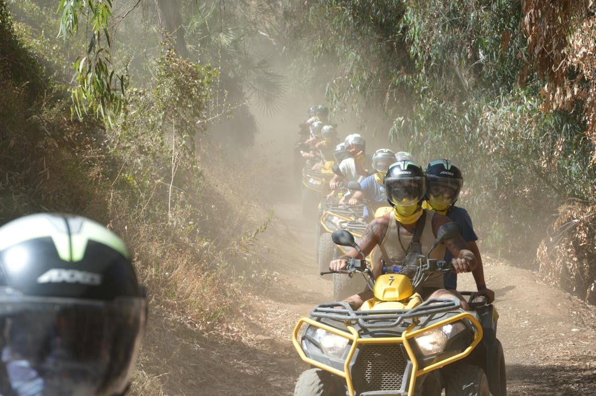 Halve dag begeleide quadtour in de Mijas bergen