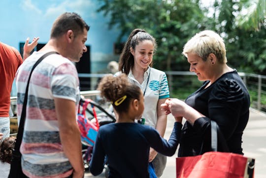 Visita guiada al Oceanário de Lisboa con un educador marino