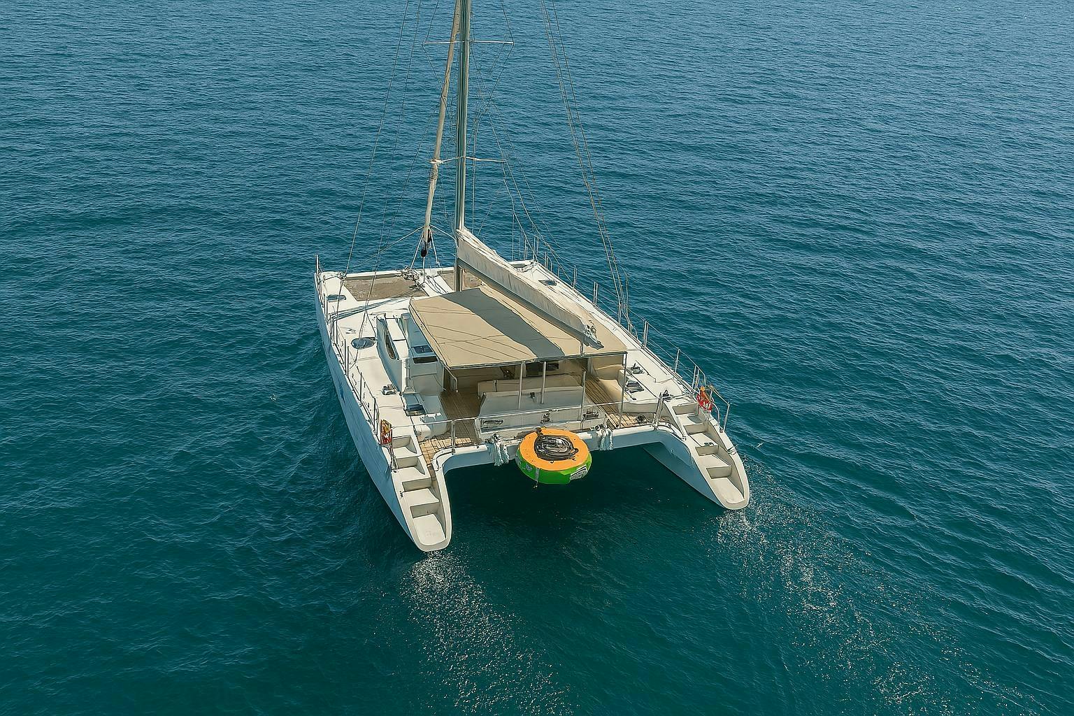 Costa Brava Katamaranfahrt mit Badestopp und Buffet