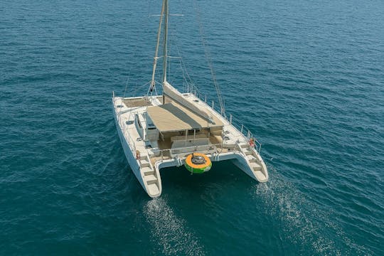 Costa Brava Katamaranfahrt mit Badestopp und Buffet
