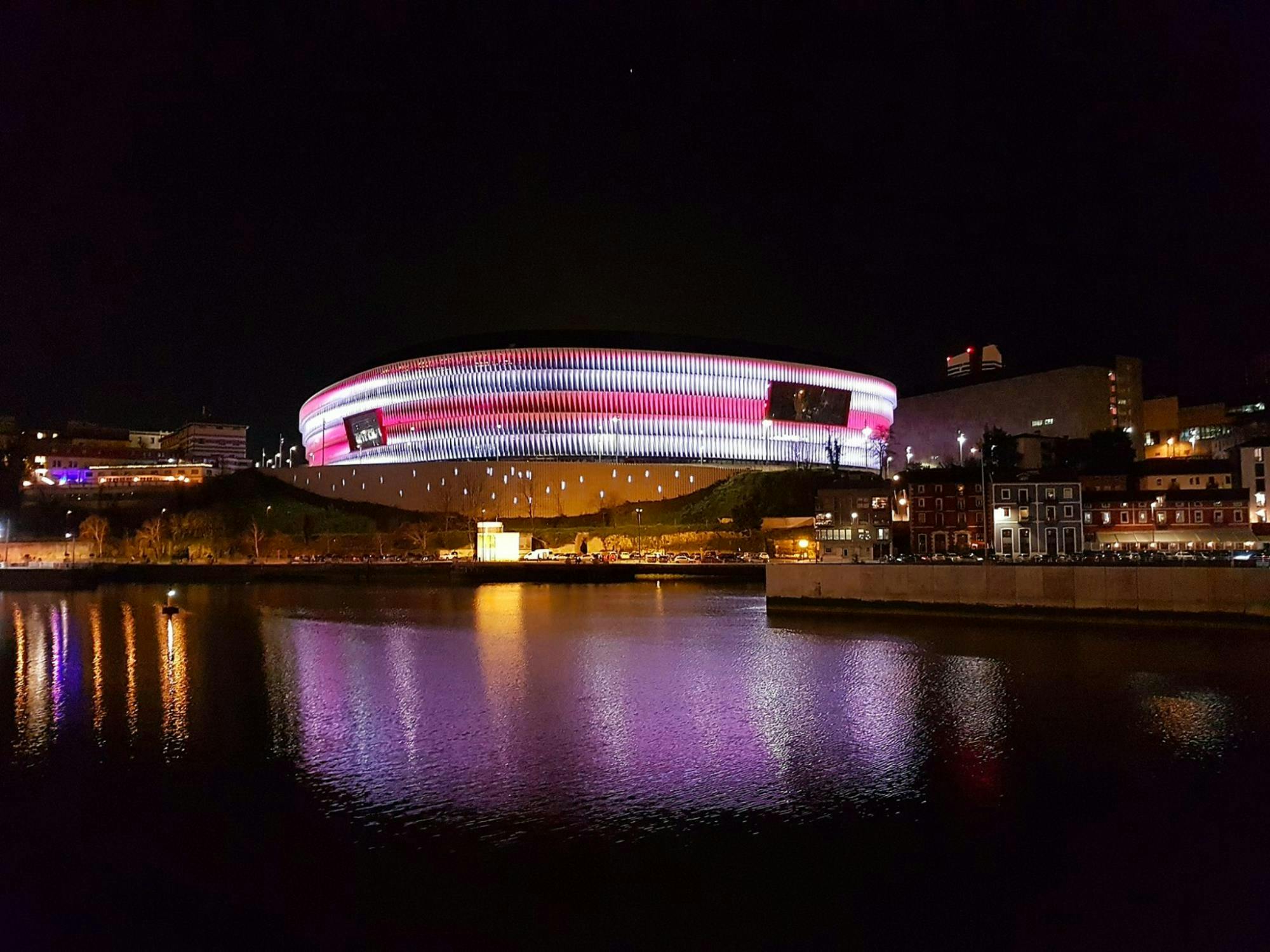 Voetbalwedstrijd Athletic Club Bilbao in Estadio San Mames