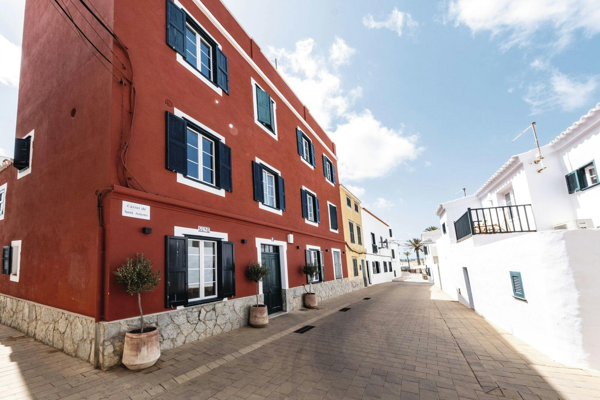 Full-day Menorca countryside tour with cheese-tastings