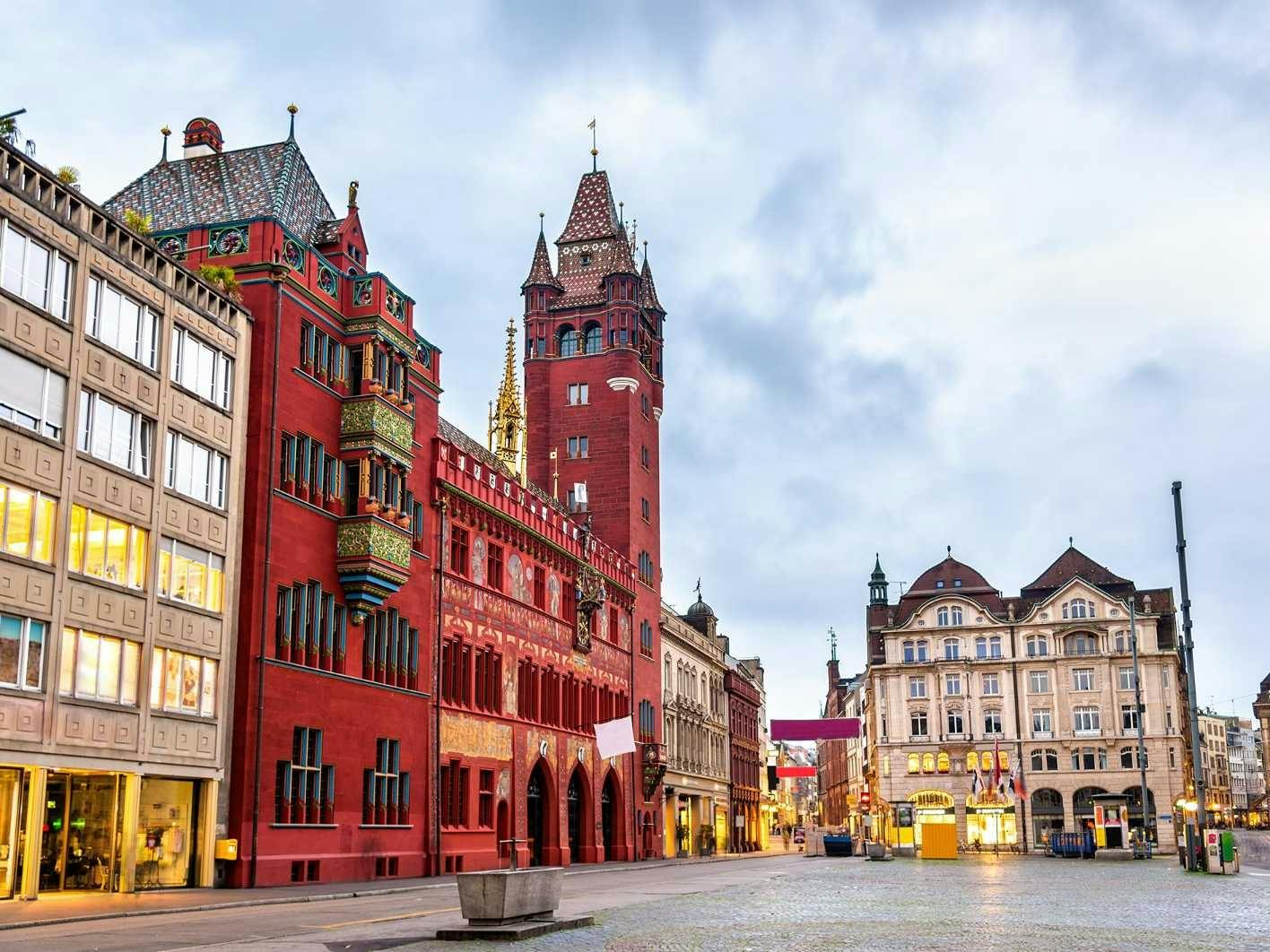 Basel best intro walking tour with a local