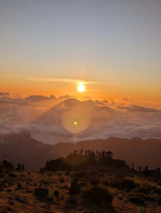 Shared transfer to Pico do Arieiro at sunrise