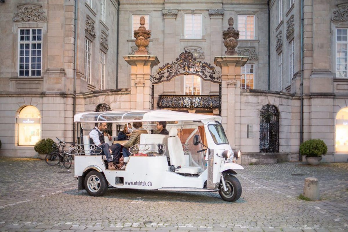Zürich 90 minuten stadstour per elektrische tuk tuk