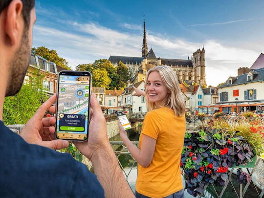 Self-guided digital scavenger hunt in Amiens