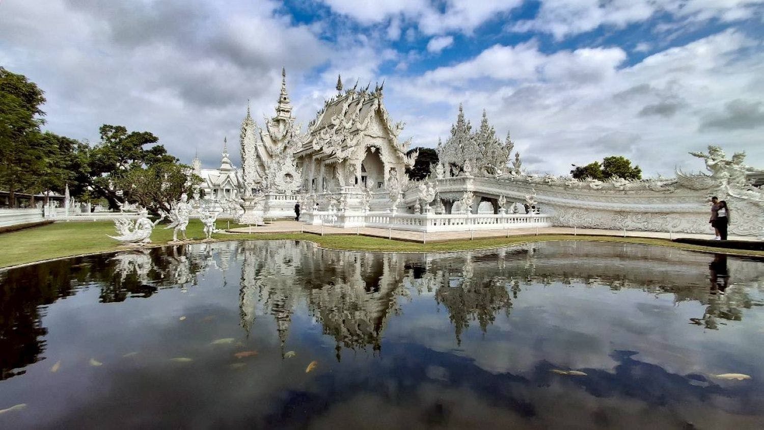 Full-day postcard popular iconic temples and tea plantation