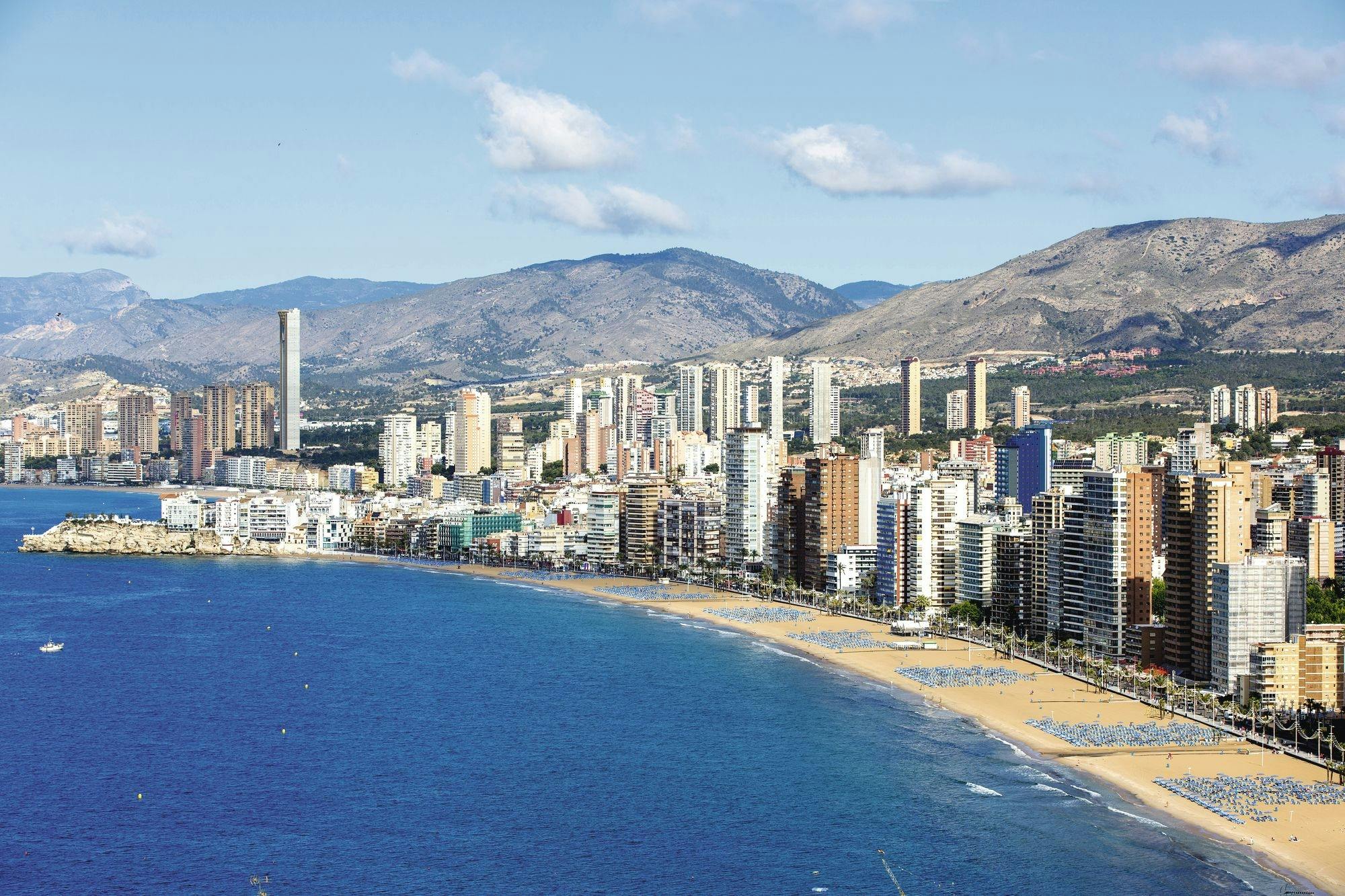Miniboottocht naar Benidorm langs de kust