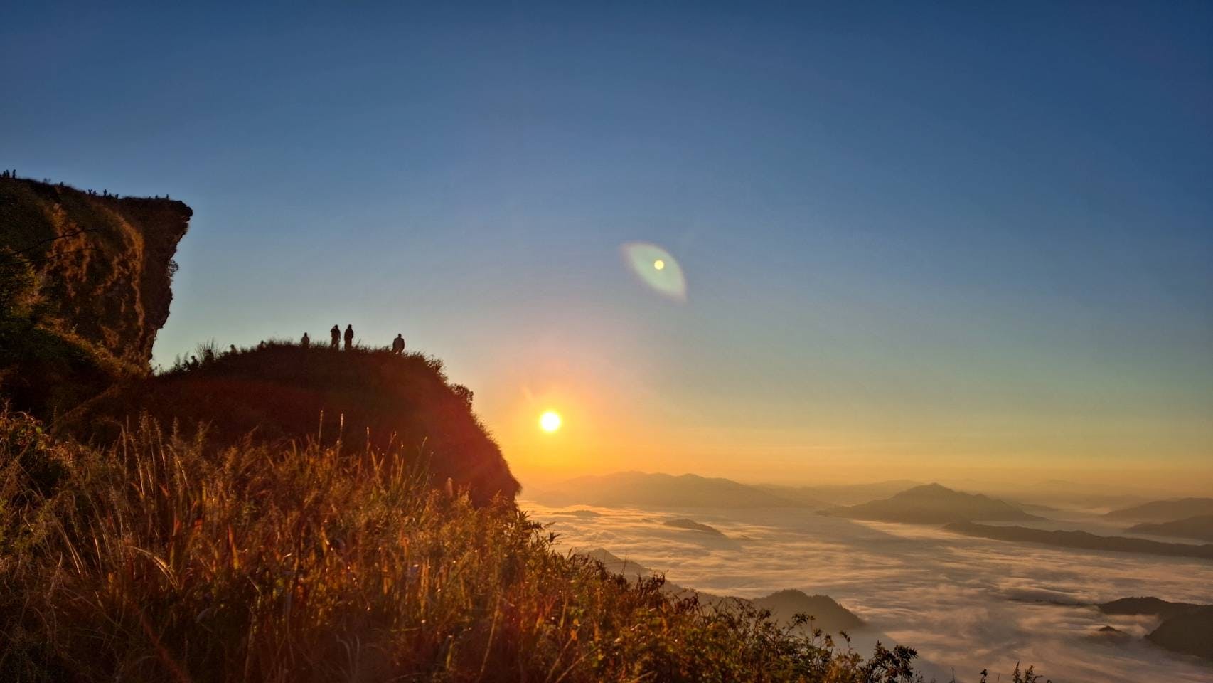 2-dniowa, 1-nocna przygoda o wschodzie i zachodzie słońca w górach Phu Chi Fah