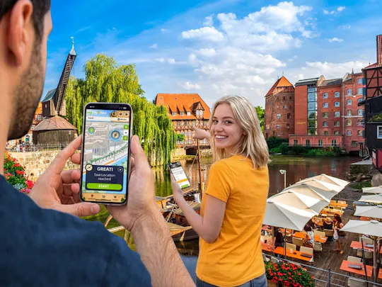 Caça ao tesouro digital auto-guiada em Lüneburg