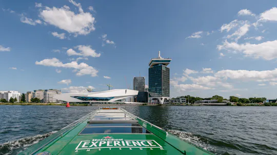 Crucero único en barco Heineken por los canales de Ámsterdam con guía en directo
