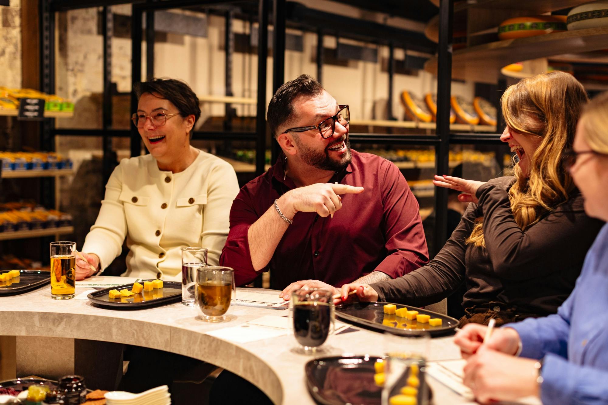 Degustação de queijo na Amsterdam Cheese Company