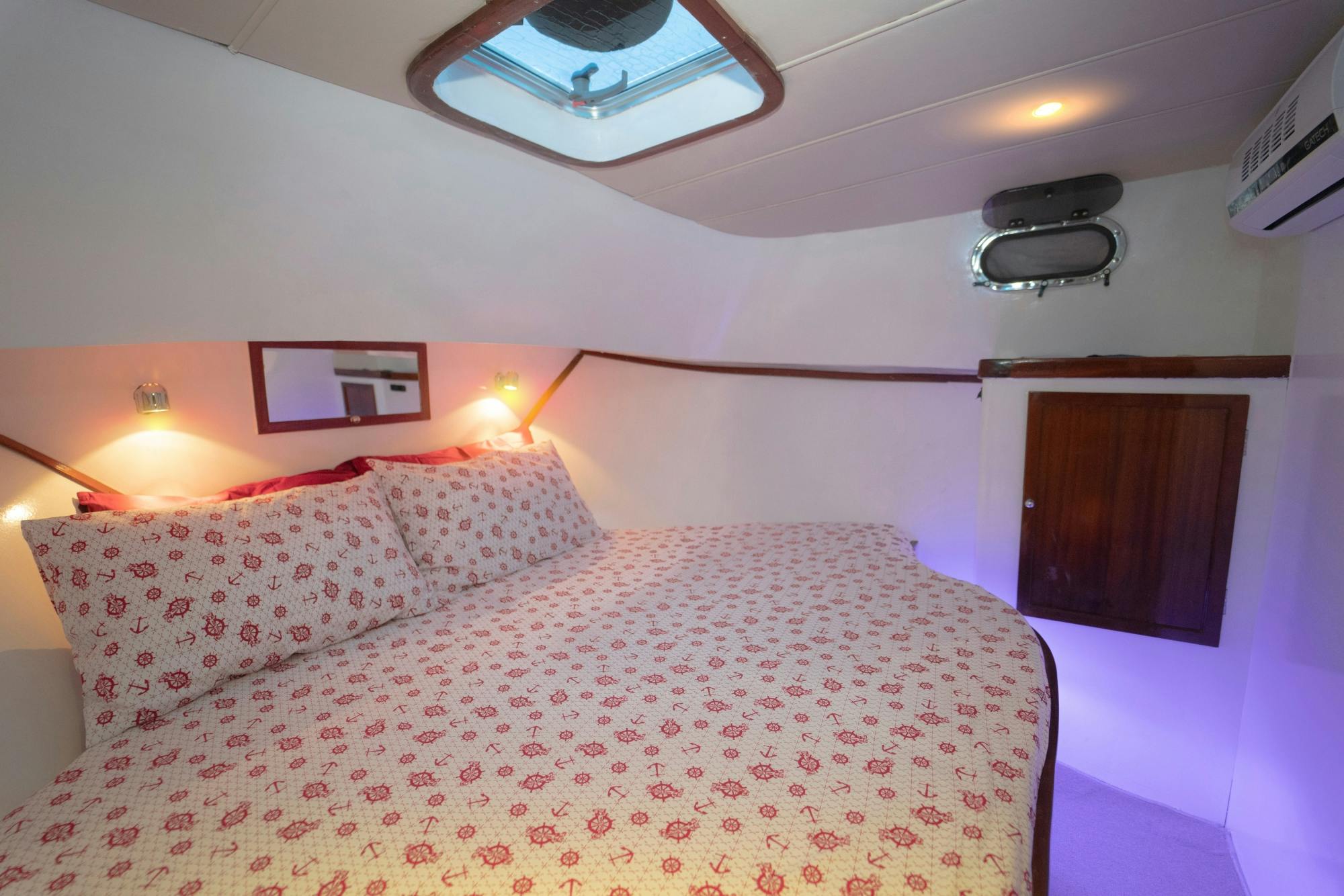 Fethiye VIP Sunset Yacht Cruise