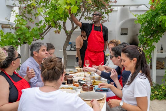 Corso di cucina greca per piccoli gruppi a Santorini