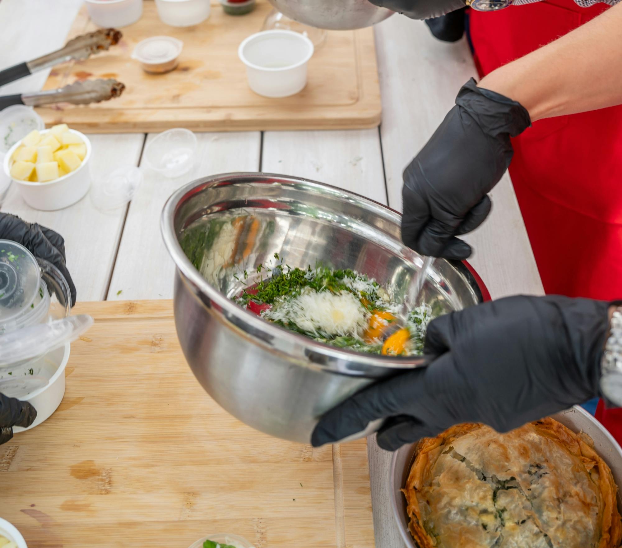 Small-group Greek cooking class in Santorini