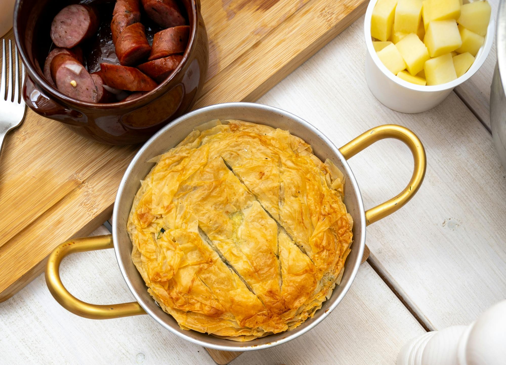 Small-group Greek cooking class in Santorini