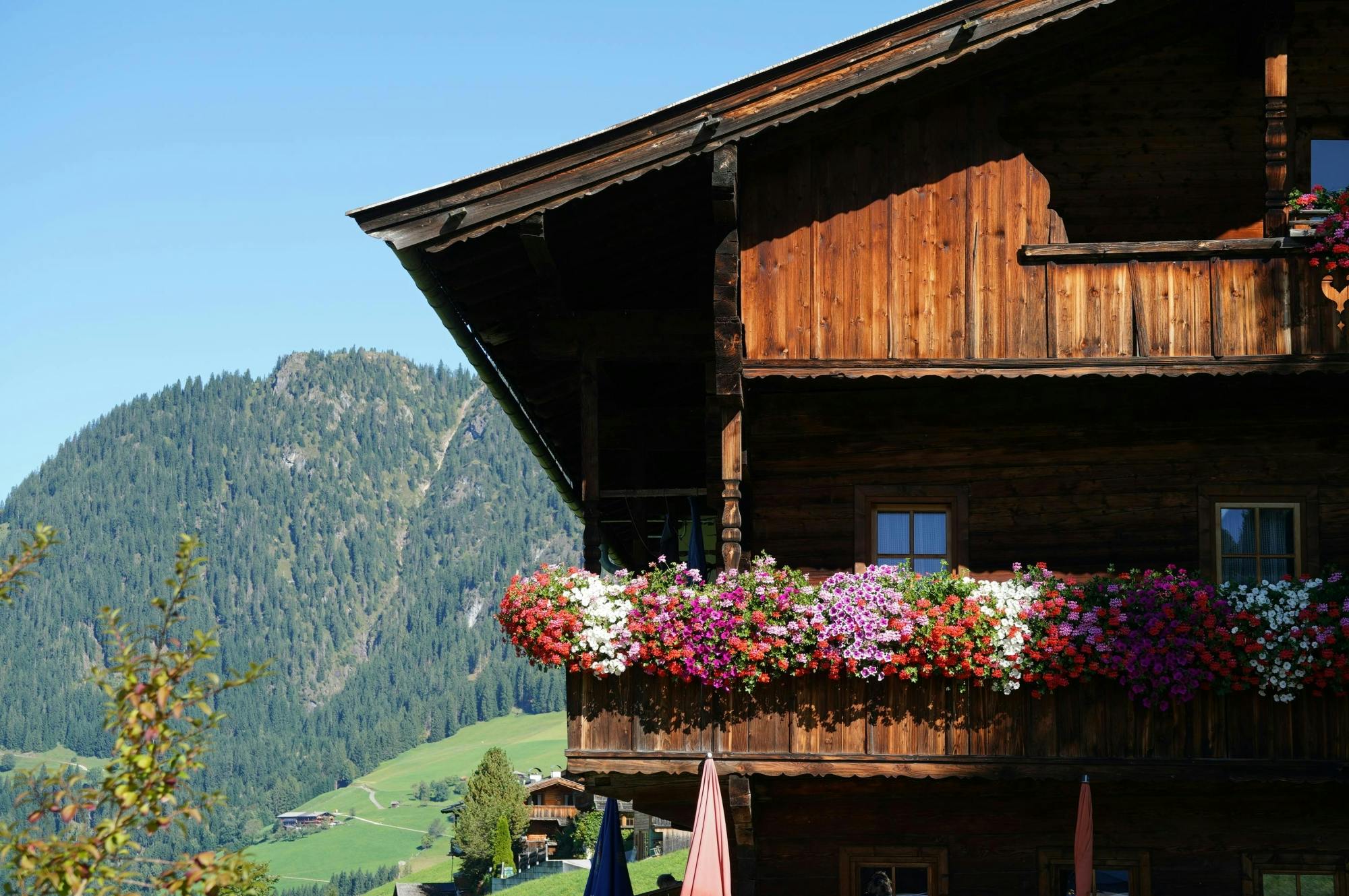 Tyrol's hidden gems and crystal museum private trip from Innsbruck