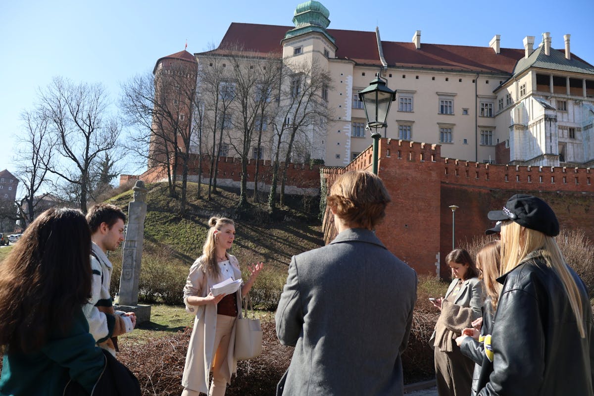 Geheimen vanaf Wawel vrouwen, een begeleide wandeling