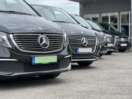 Private transfer between Ferenc Liszt airport and Budapest