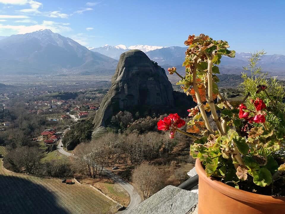 Meteora cliff-top monasteries and Kalambaka day trip