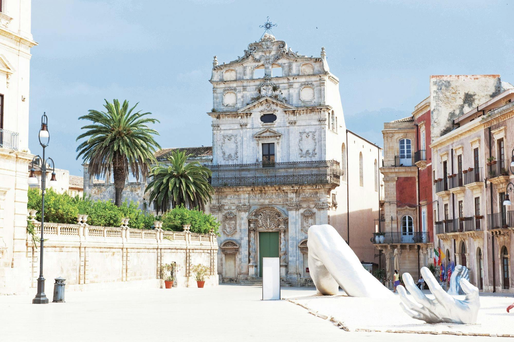 Full-day Syracuse guided heritage tour