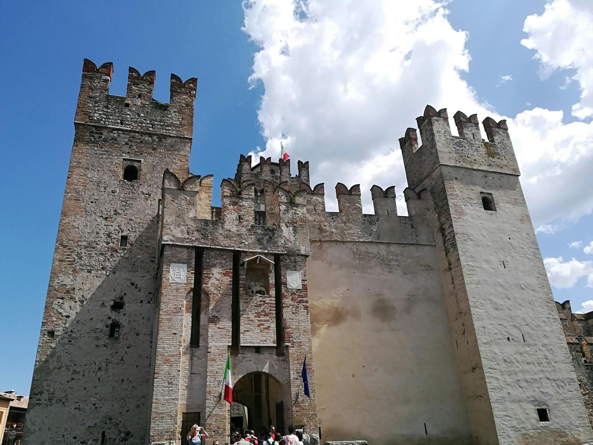 Lake Garda tour with boat trip from northern hotels