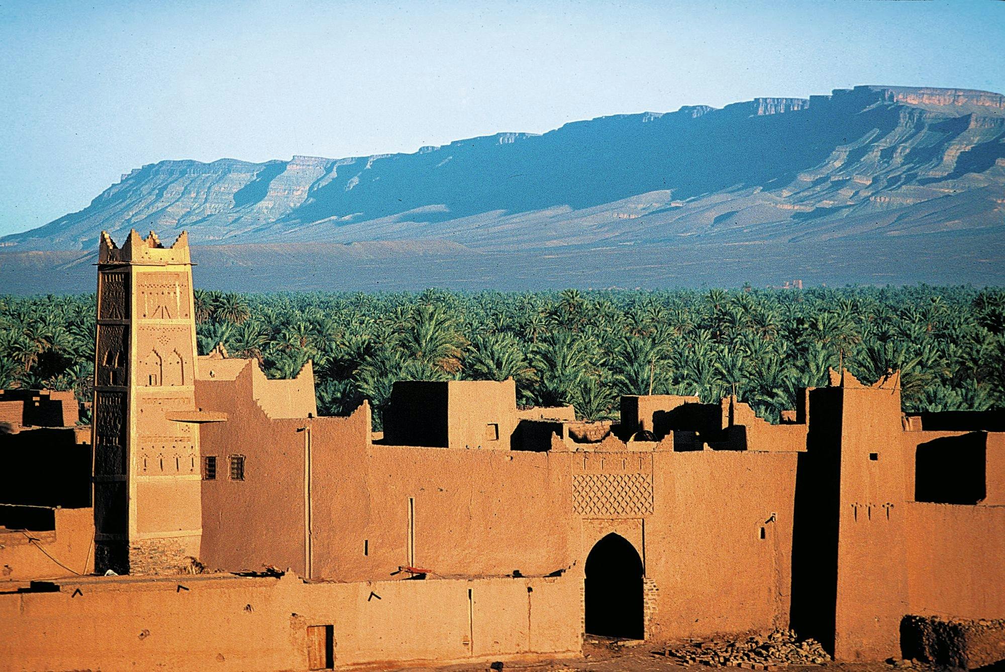 Guided tour of Tiout and Taroudant in Morocco