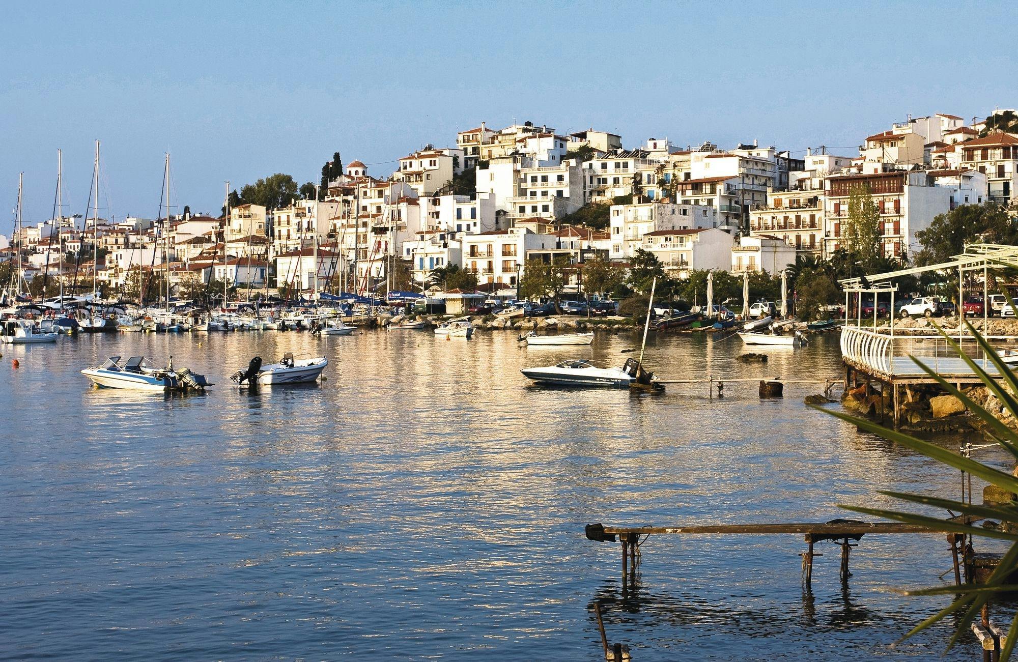 Skiathos town evening tour with local liqueur tasting
