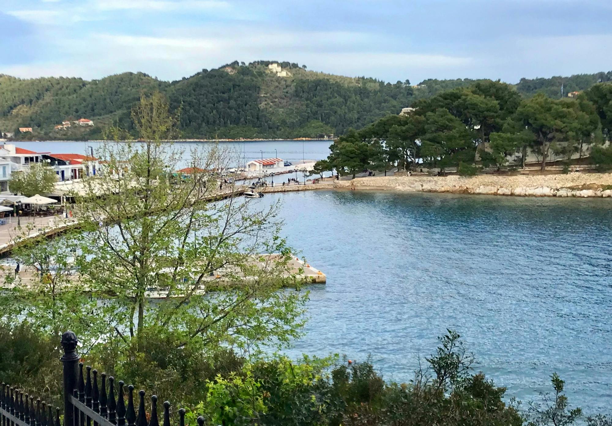 Skiathos town evening tour with local liqueur tasting