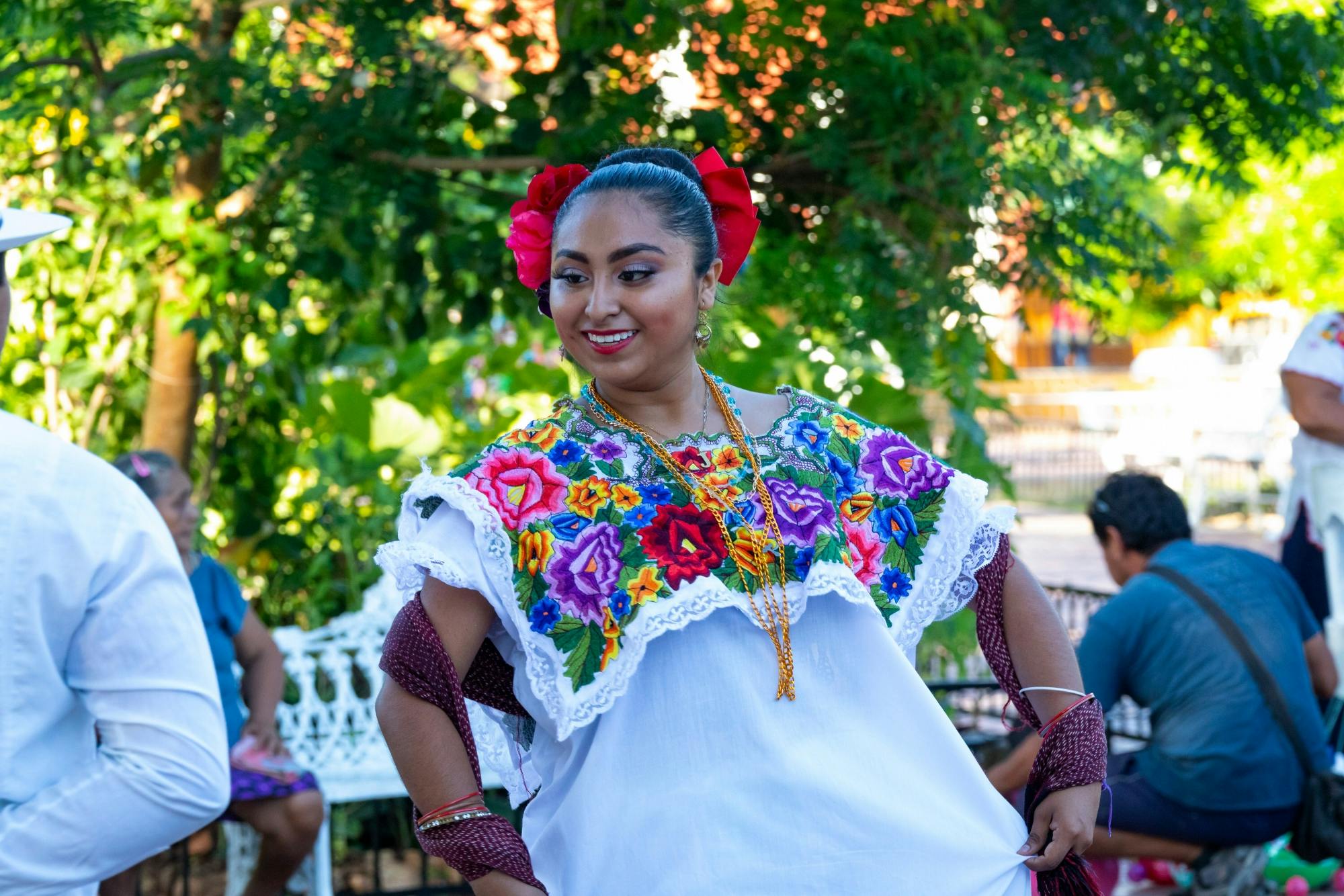 Ek' Balam Deluxe Tour with Hacienda Chukum and Valladolid