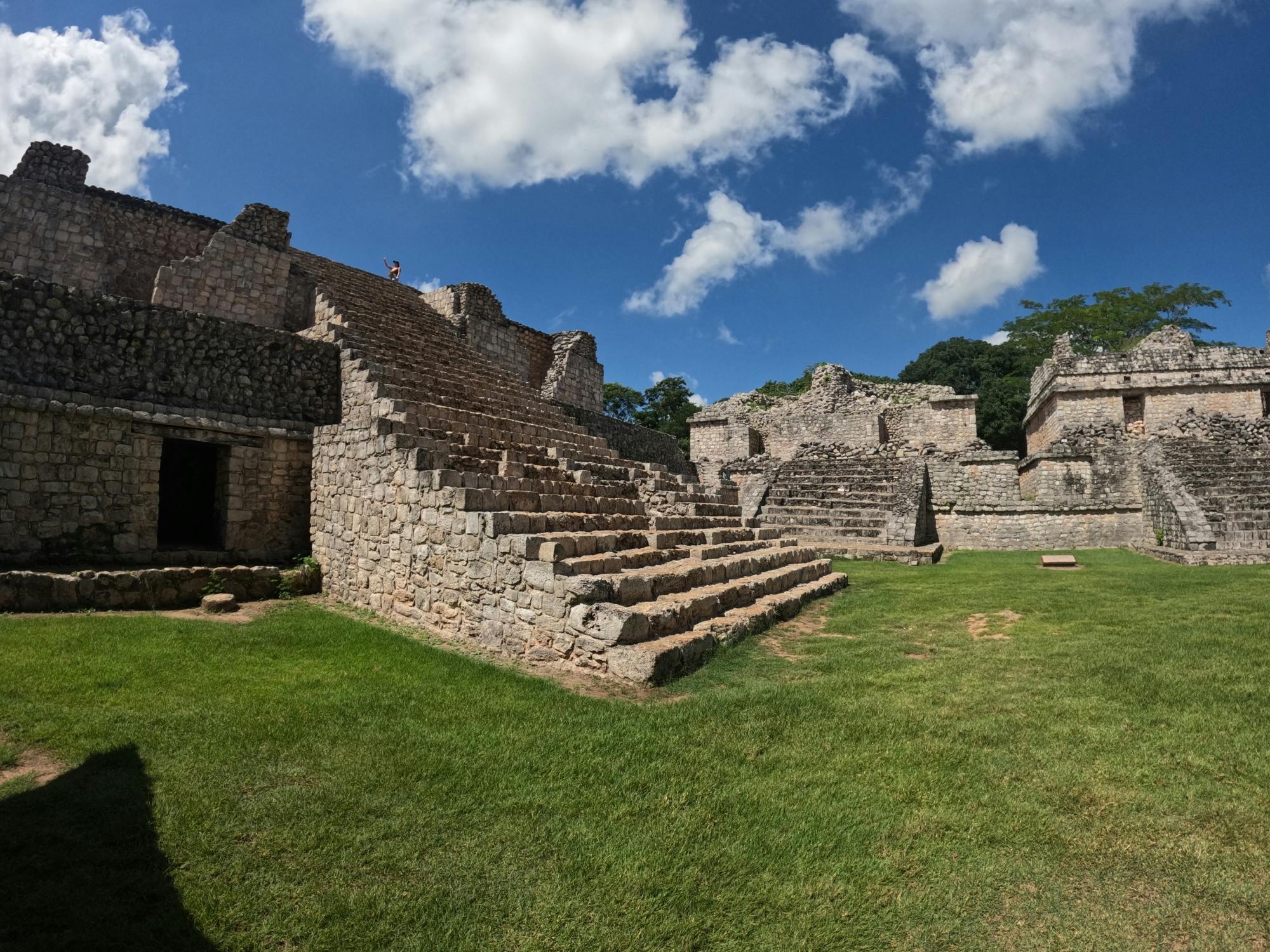 Ek' Balam Deluxe Tour with Hacienda Chukum and Valladolid