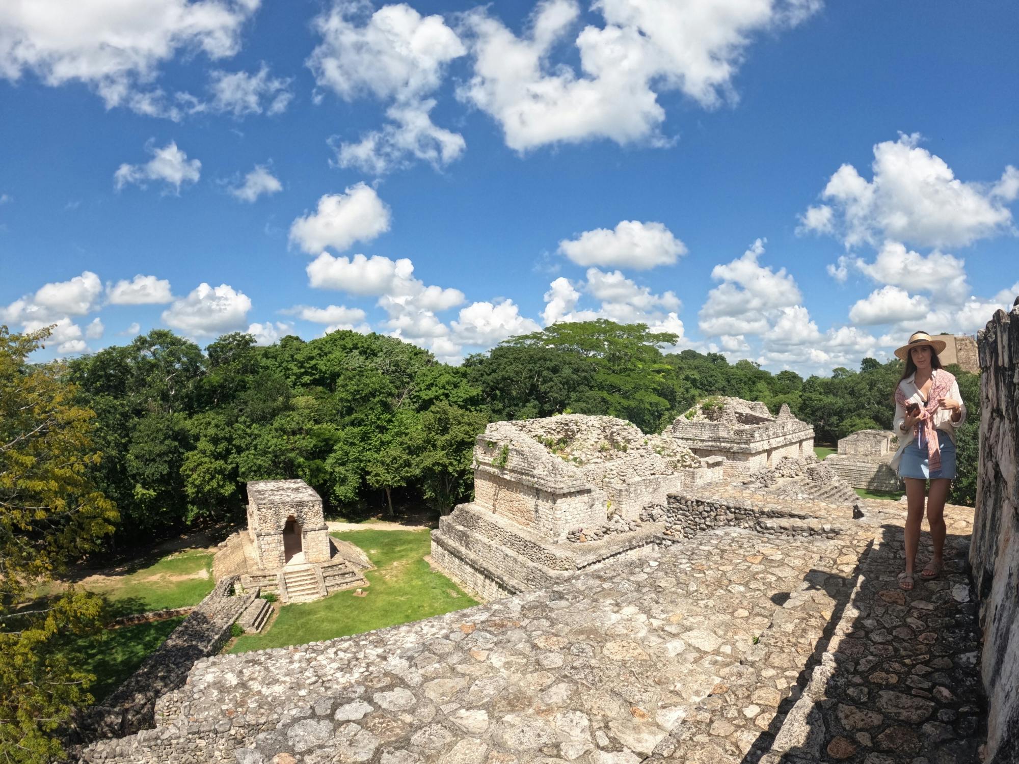 Ek' Balam Deluxe Tour with Hacienda Chukum and Valladolid