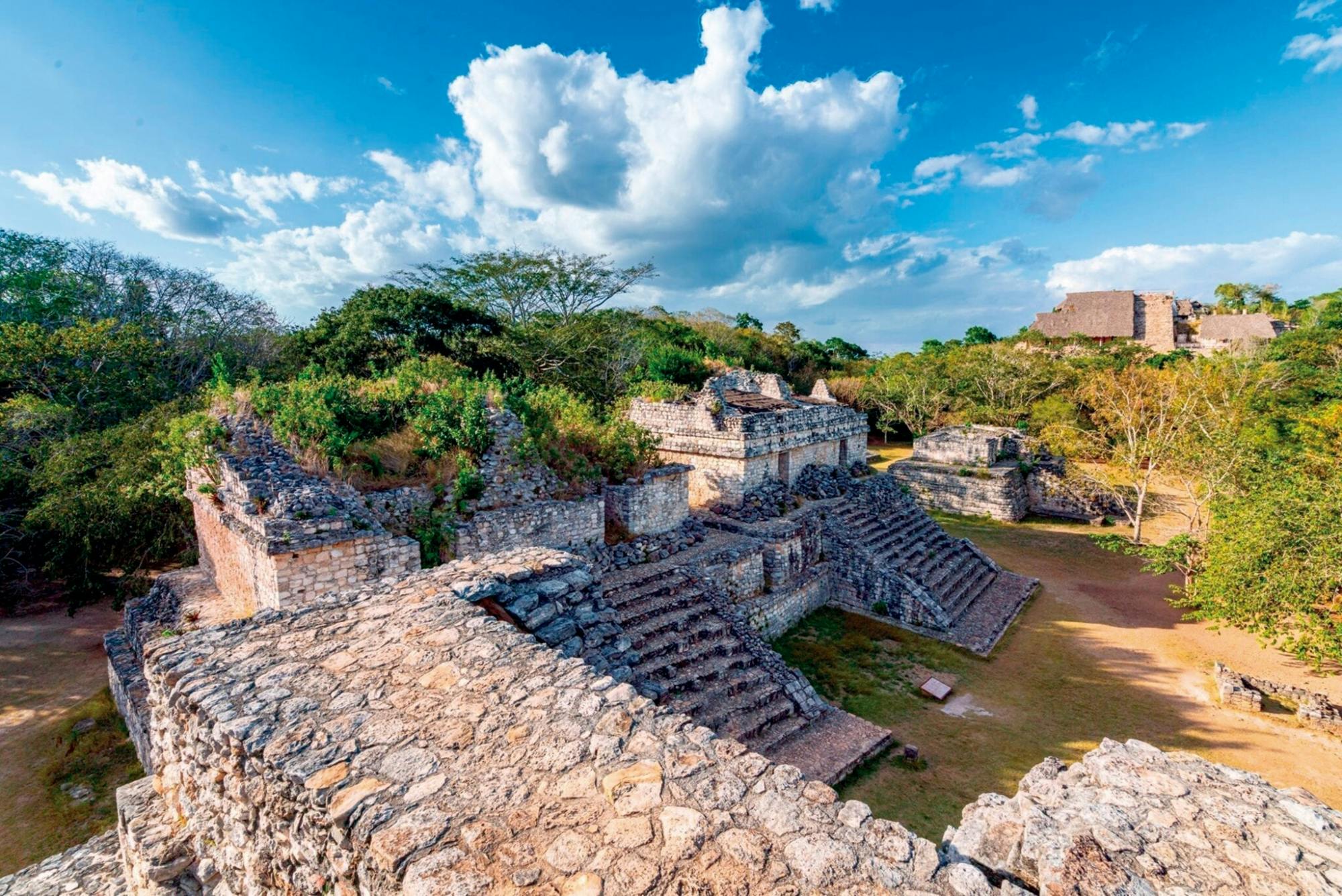 Ek' Balam Deluxe Tour with Hacienda Chukum and Valladolid