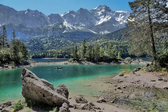 Day trip to Lake Eibsee with pick-up from Munich