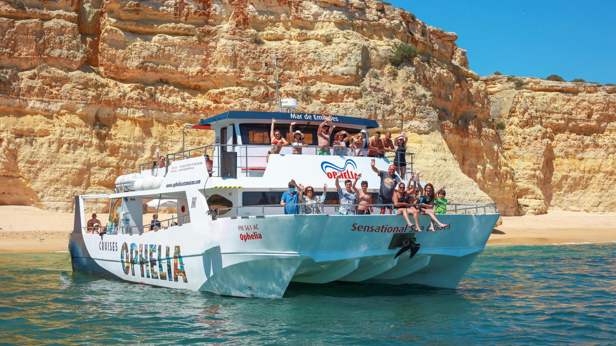 Benagil cruise with lunch, open bar and water activities