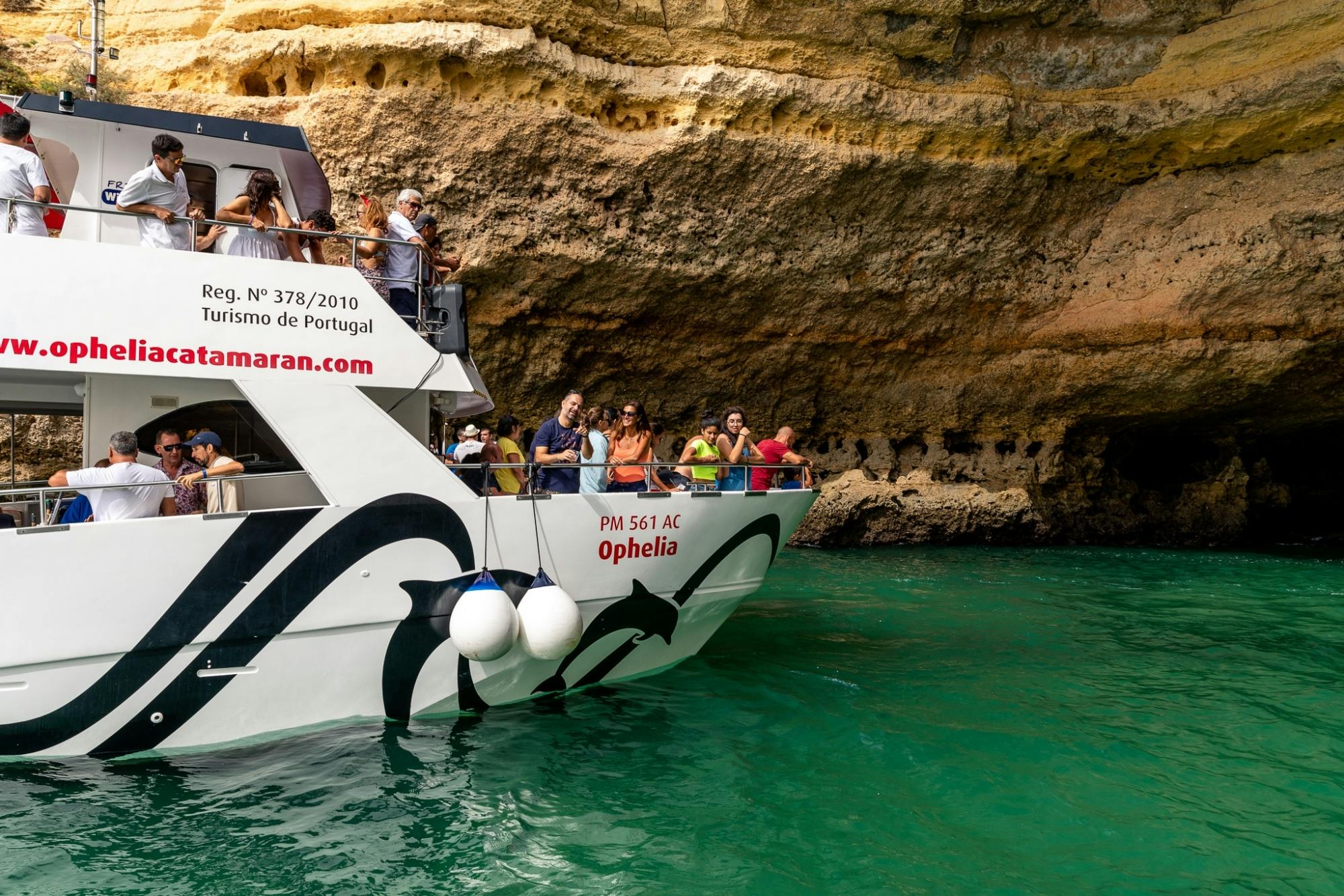 Benagil cruise with lunch, open bar and water activities