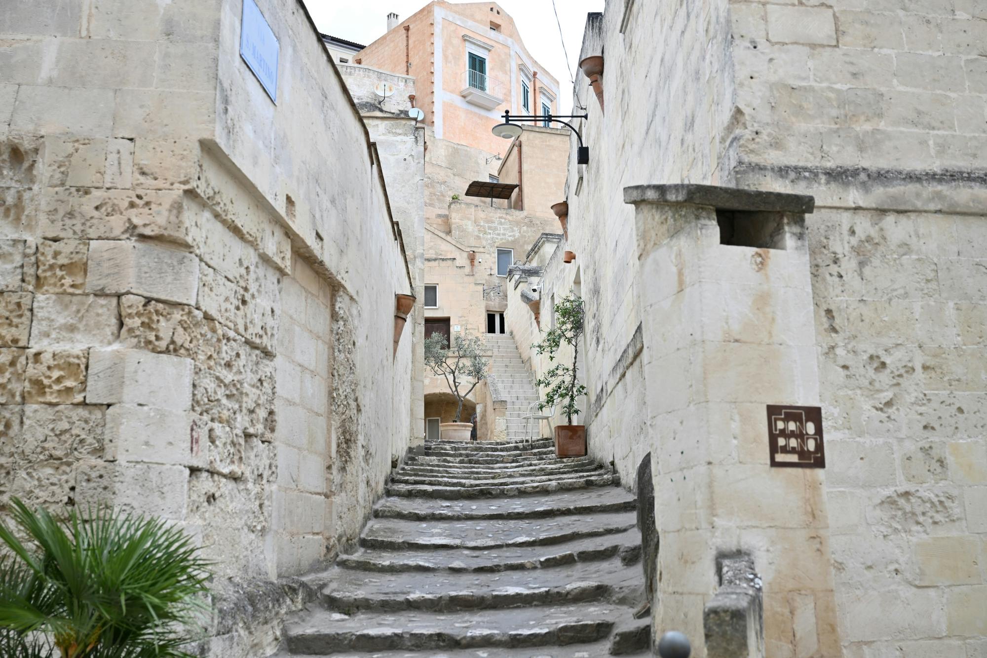 Full-day tour of Matera’s cave homes from Salento