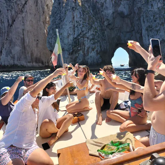 Wspólna wycieczka łodzią po Capri z degustacją limoncello
