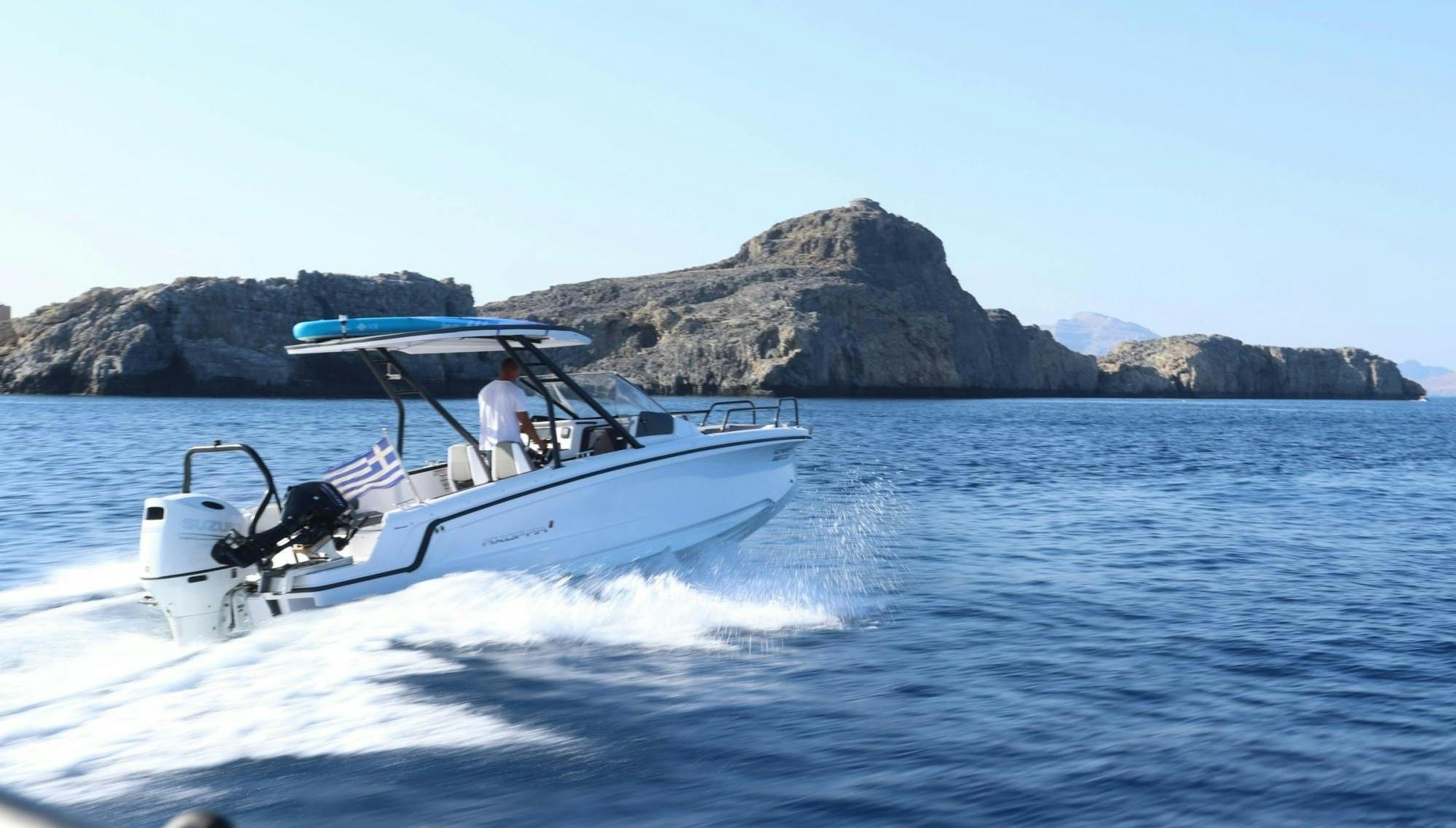 2-hour private boat trip with water activities and refreshments