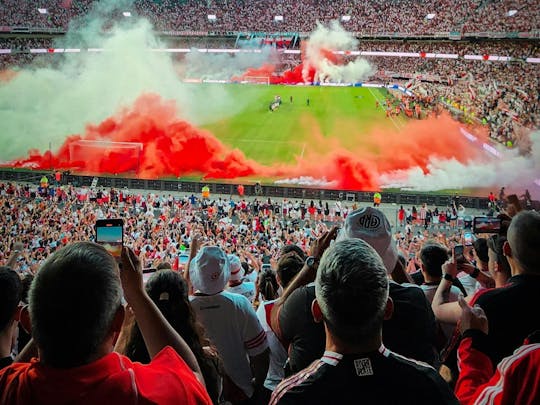 Heimspiel von Buenos Aires River Plate mit lokalem Gastgeber und Transfer
