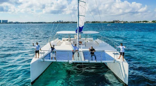 Croisière d'une journée en catamaran à Isla Mujeres au départ de Puerto Morelos